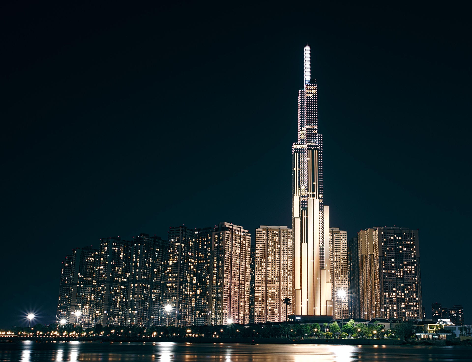 Landmark 81 tầng